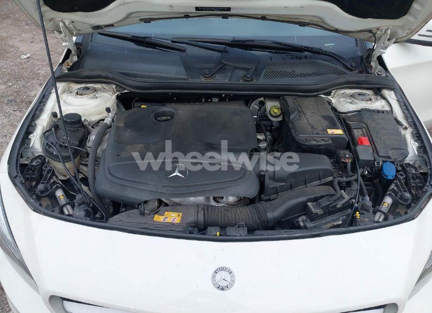 Photo 10 of 2014 Mercedes-benz Cla 250 (VIN WDDSJ4EBXEN052730)