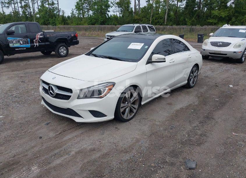 Photo 2 of 2014 Mercedes-benz Cla 250 (VIN WDDSJ4EBXEN052730)