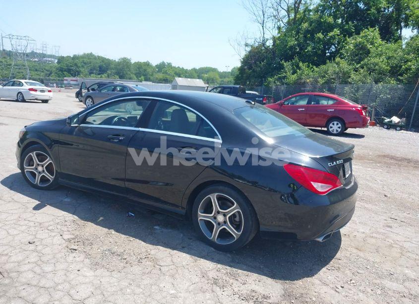 Photo 3 of 2014 Mercedes-benz Cla 250 (VIN WDDSJ4EBXEN055174)