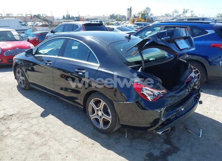 Photo 3 of 2014 Mercedes-benz Cla 250 (VIN WDDSJ4EBXEN066403)