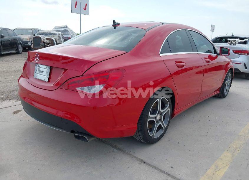 Photo 4 of 2014 Mercedes-benz Cla 250 (VIN WDDSJ4EBXEN068667)