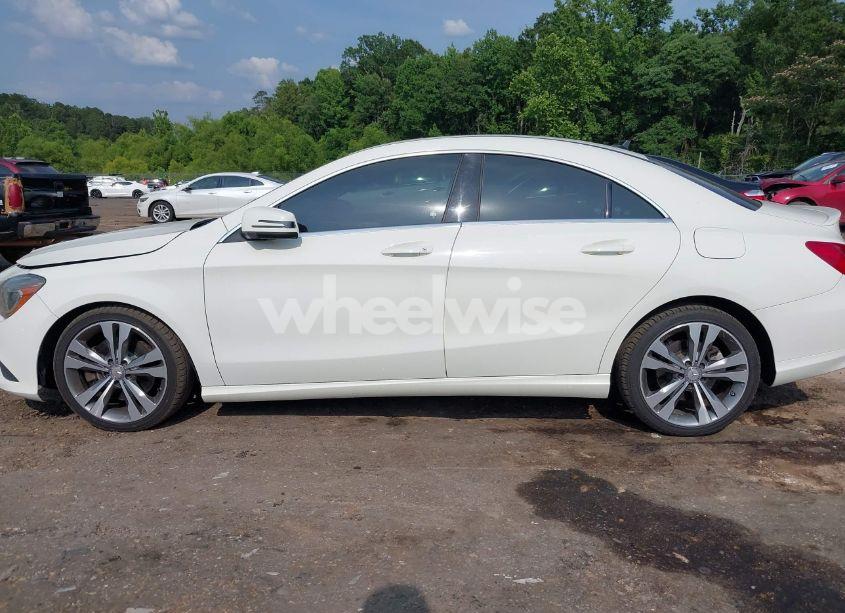 Photo 14 of 2014 Mercedes-benz Cla 250 (VIN WDDSJ4EBXEN113882)