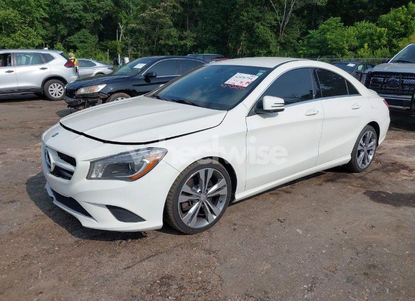 Photo 2 of 2014 Mercedes-benz Cla 250 (VIN WDDSJ4EBXEN113882)