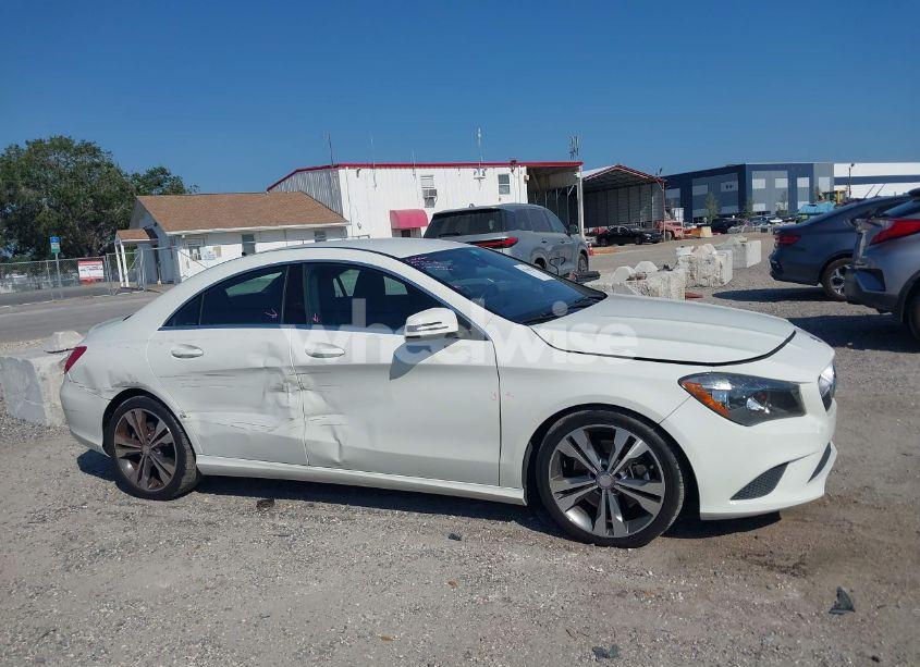 Photo 13 of 2015 Mercedes-benz Cla 250 (VIN WDDSJ4EBXFN240102)