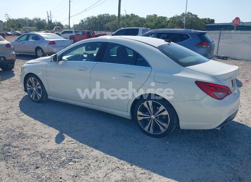 Photo 3 of 2015 Mercedes-benz Cla 250 (VIN WDDSJ4EBXFN240102)
