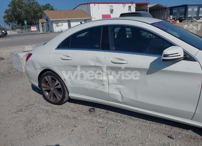 Photo 6 of 2015 Mercedes-benz Cla 250 (VIN WDDSJ4EBXFN240102)