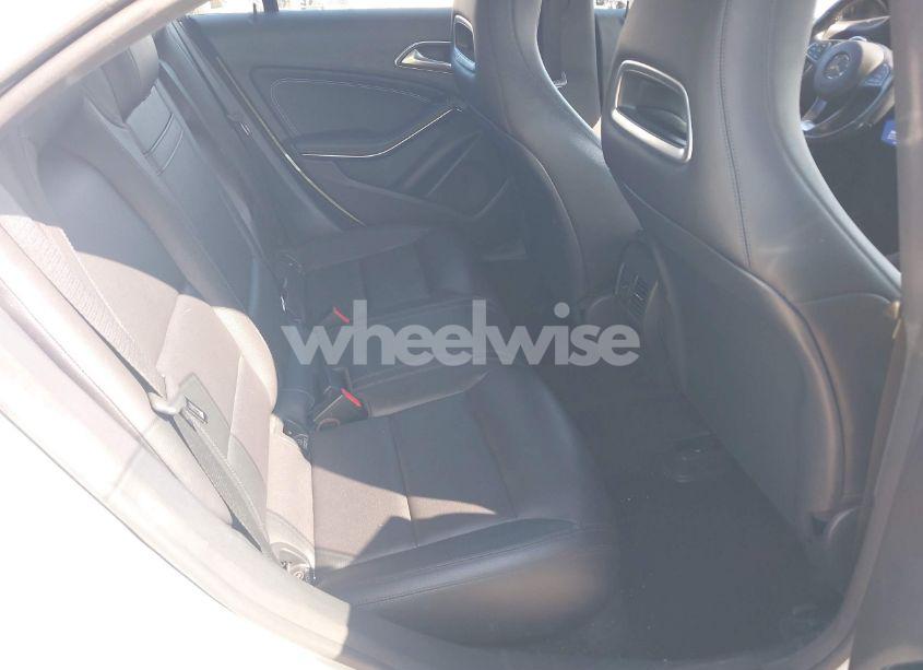 Photo 8 of 2015 Mercedes-benz Cla 250 (VIN WDDSJ4EBXFN240102)