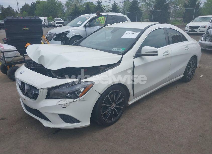 Photo 2 of 2015 Mercedes-benz Cla 250 4MATIC (VIN WDDSJ4GB0FN194180)