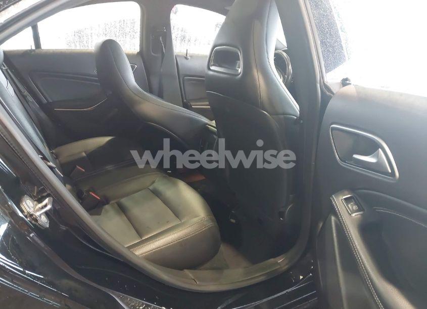 Photo 8 of 2018 Mercedes-benz Cla 250 4MATIC (VIN WDDSJ4GB0JN656567)