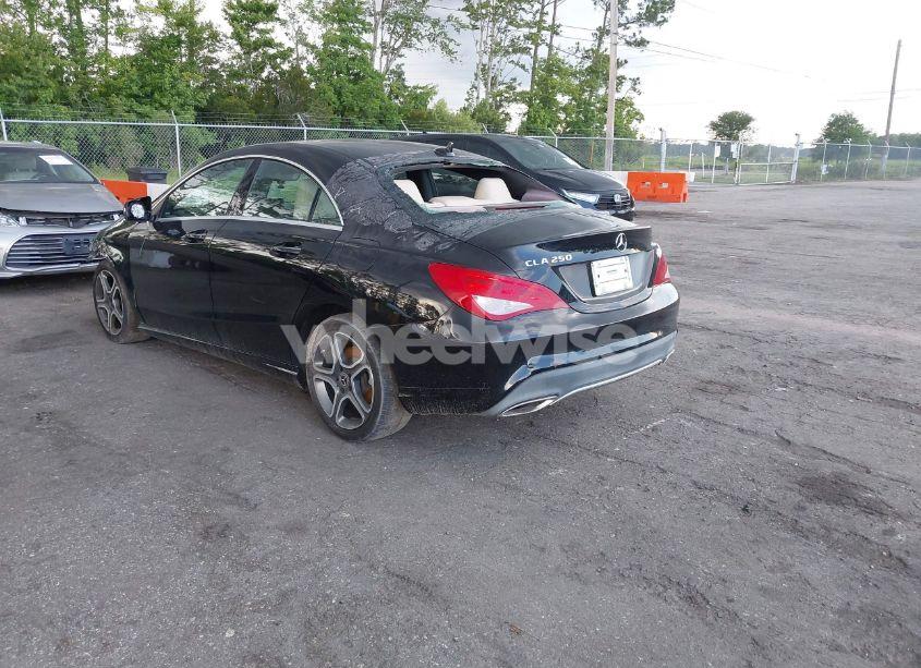 Photo 3 of 2018 Mercedes-benz Cla 250 4MATIC (VIN WDDSJ4GB0JN689861)
