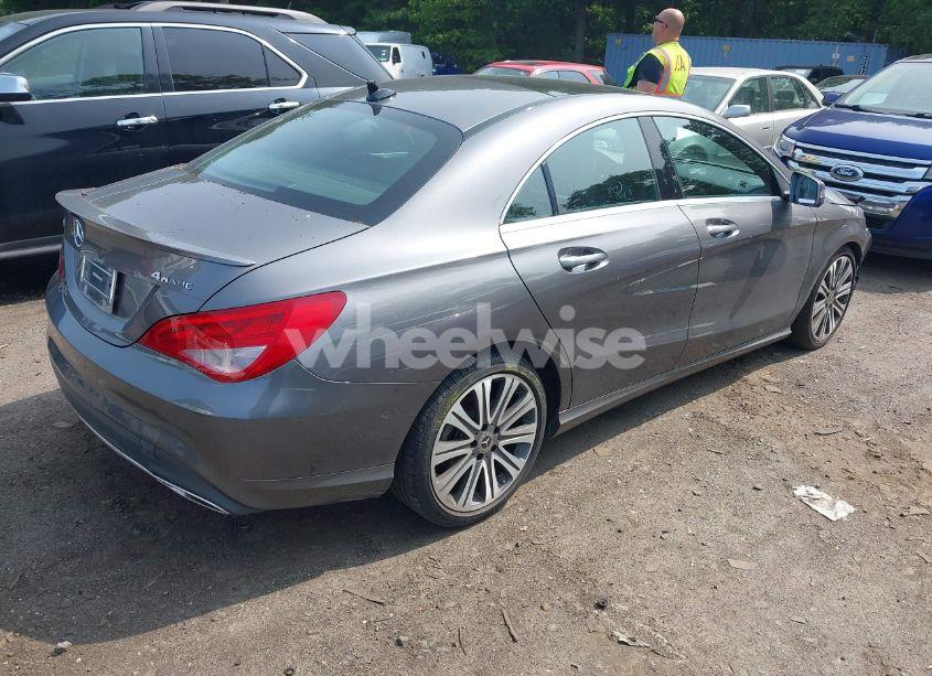 Photo 4 of 2018 Mercedes-benz Cla 250 4MATIC (VIN WDDSJ4GB4JN571361)