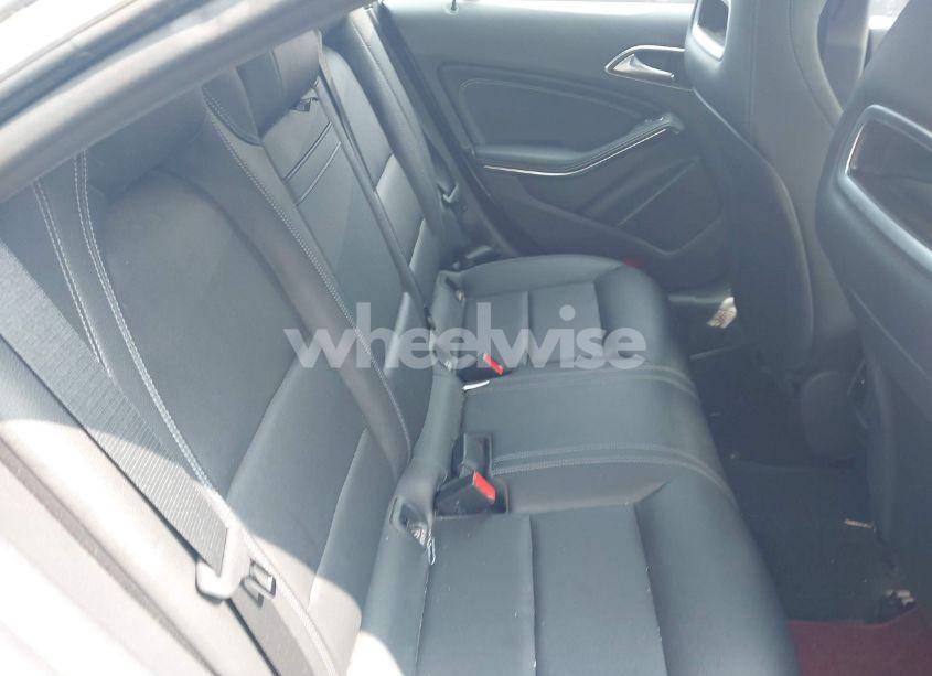 Photo 8 of 2018 Mercedes-benz Cla 250 4MATIC (VIN WDDSJ4GB4JN571361)