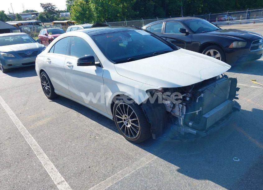 2018 Mercedes-benz Cla 250 4MATIC (VIN WDDSJ4GB6JN604859) main photo