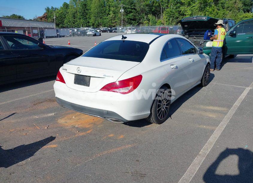 Photo 4 of 2018 Mercedes-benz Cla 250 4MATIC (VIN WDDSJ4GB6JN604859)