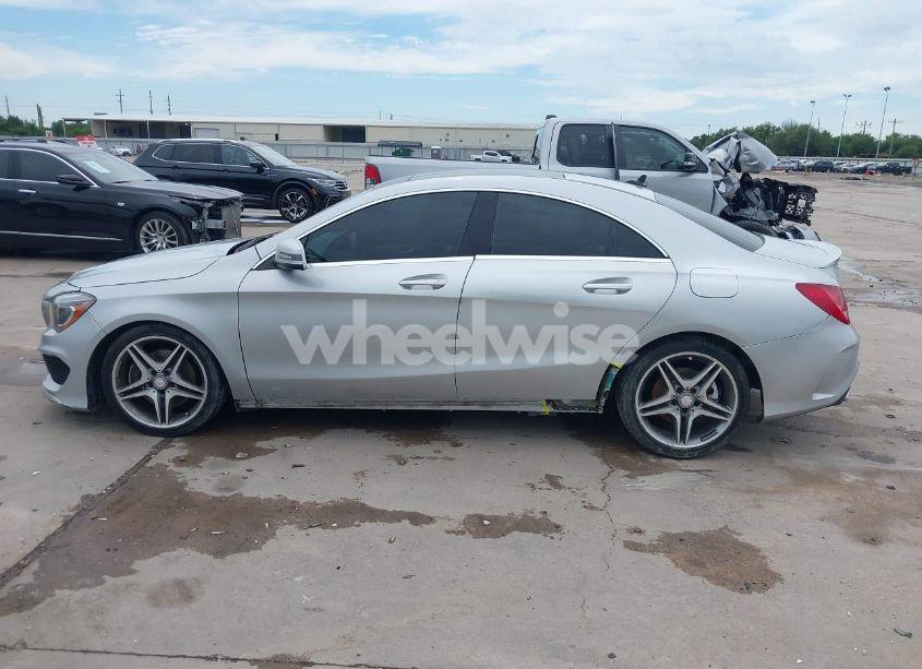 Photo 14 of 2015 Mercedes-benz Cla 250 4MATIC (VIN WDDSJ4GB8FN183749)
