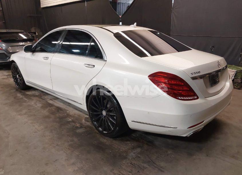 Photo 3 of 2015 Mercedes-benz S 550 (VIN WDDUG8CB0FA069711)