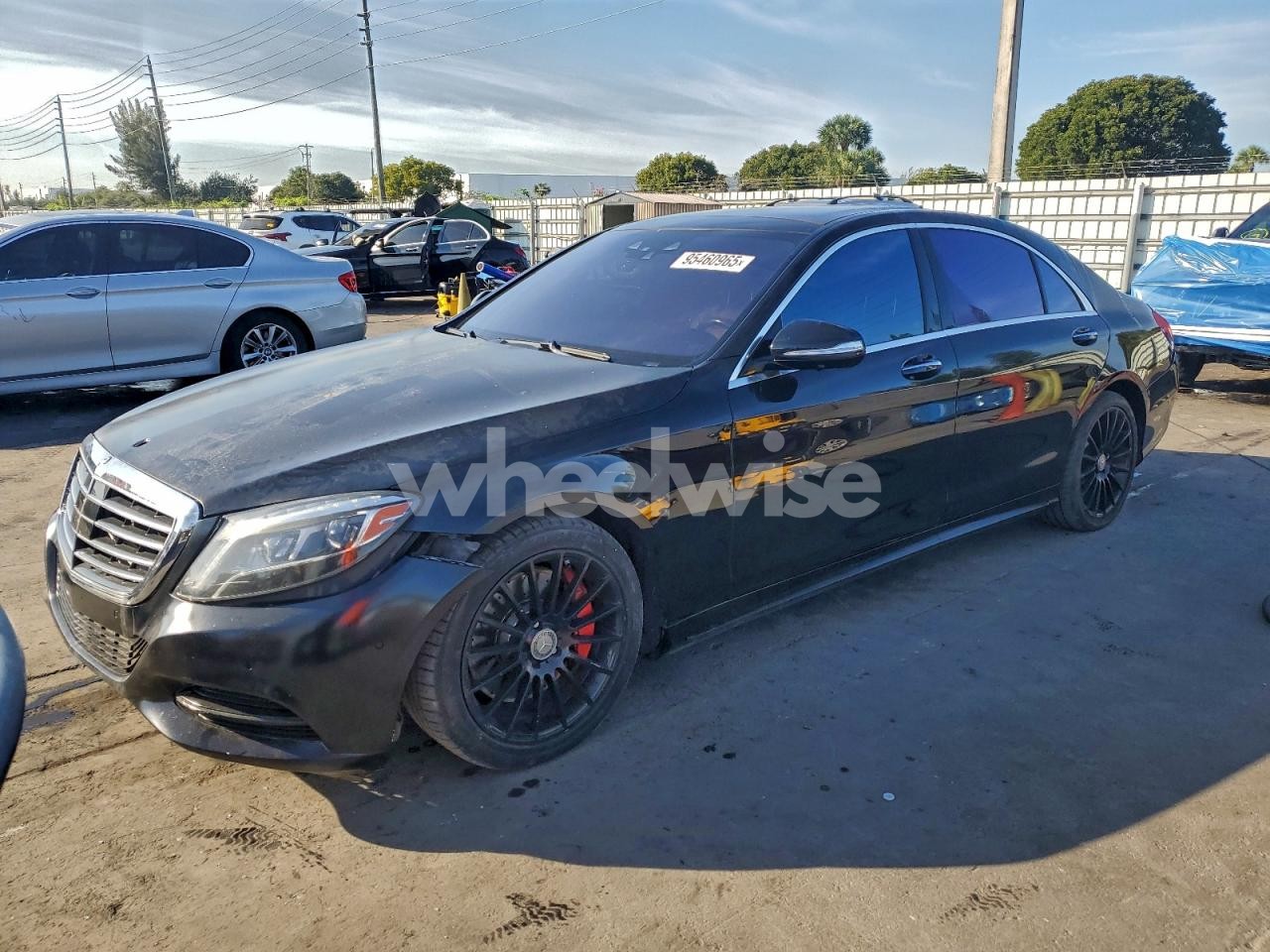 2017 MERCEDES-BENZ S 550 (VIN WDDUG8CB0HA310752) main photo