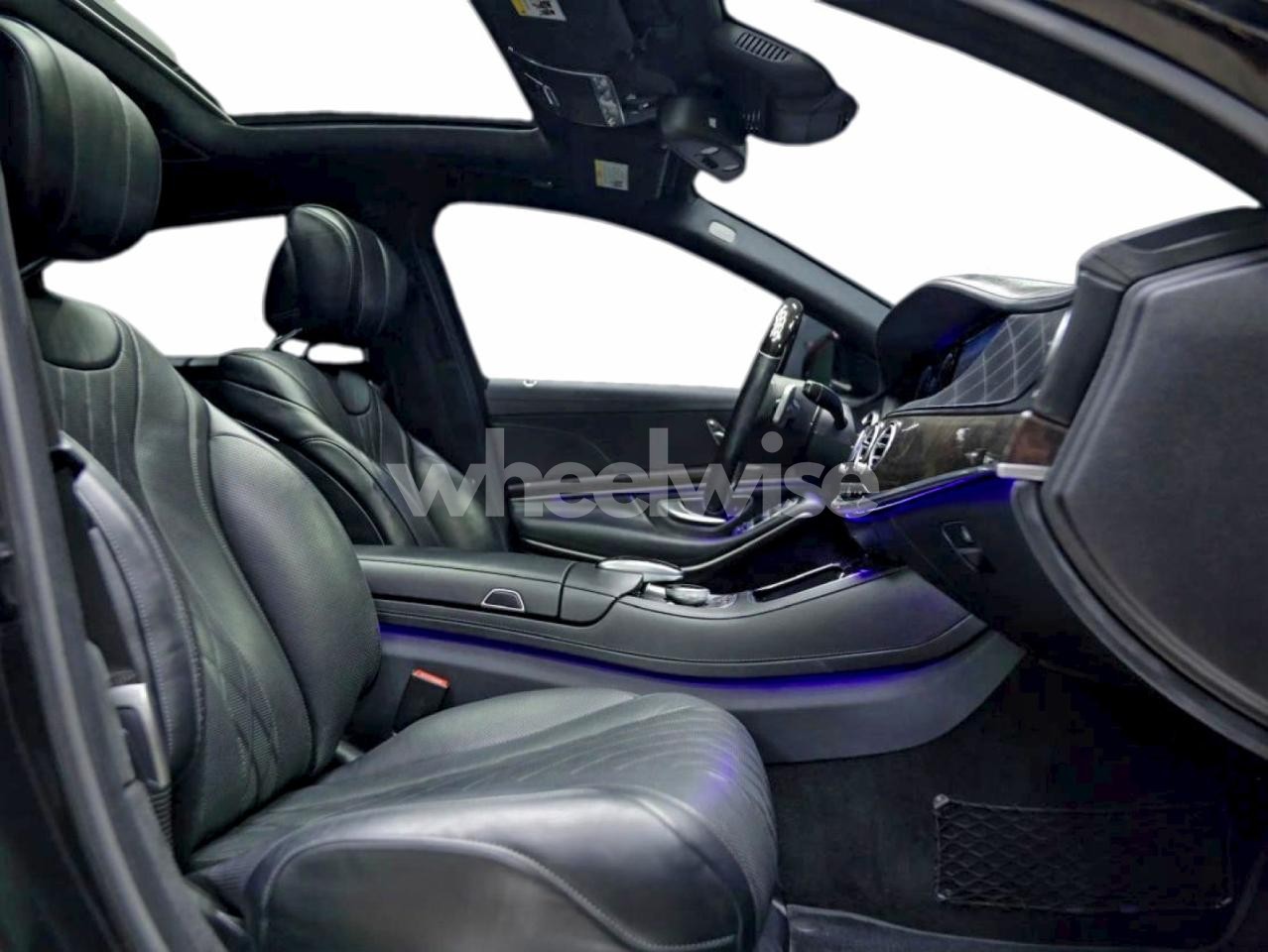 Photo 5 of 2015 MERCEDES-BENZ S 550 (VIN WDDUG8CB4FA120000)