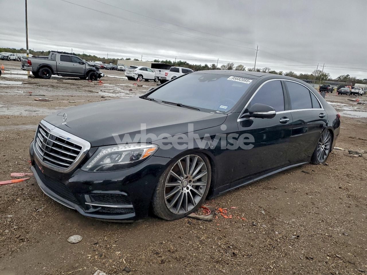 2016 MERCEDES-BENZ S 550 (VIN WDDUG8CB4GA242826) main photo