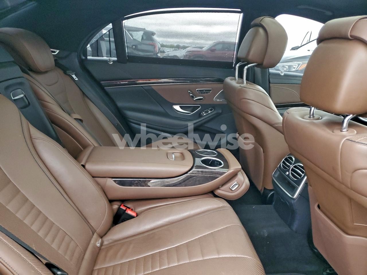 Photo 10 of 2016 MERCEDES-BENZ S 550 (VIN WDDUG8CB4GA242826)