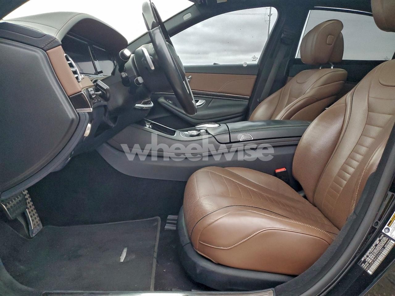 Photo 7 of 2016 MERCEDES-BENZ S 550 (VIN WDDUG8CB4GA242826)