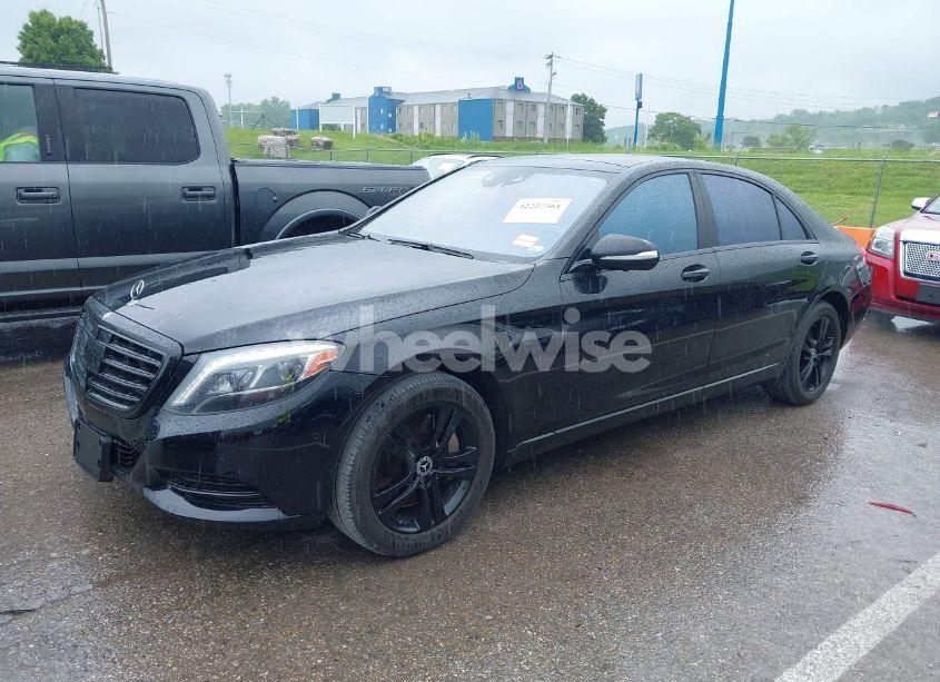 Photo 2 of 2016 Mercedes-benz S 550 (VIN WDDUG8CB9GA264711)