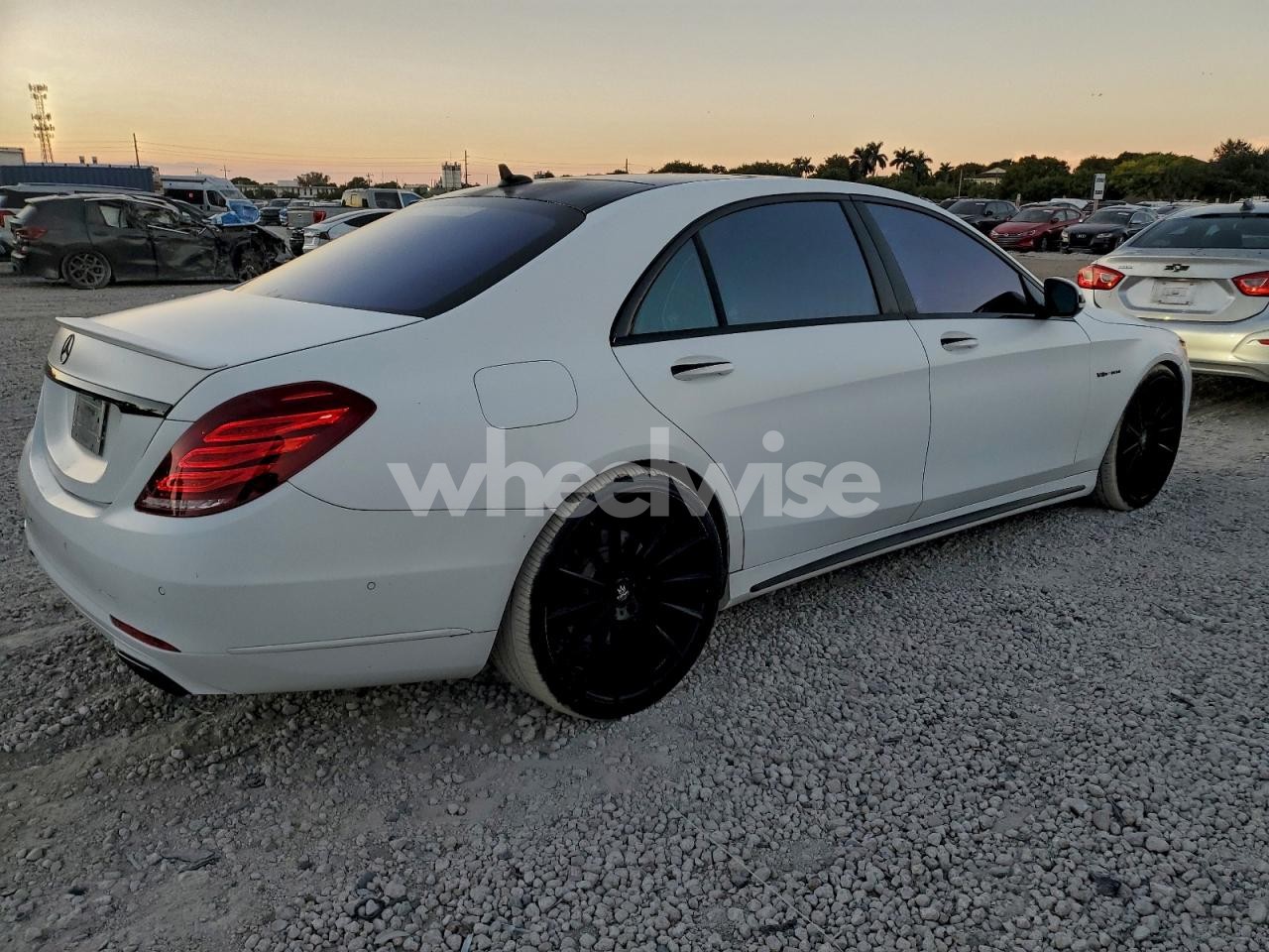Photo 3 of 2015 MERCEDES-BENZ S 550 (VIN WDDUG8CBXFA096625)