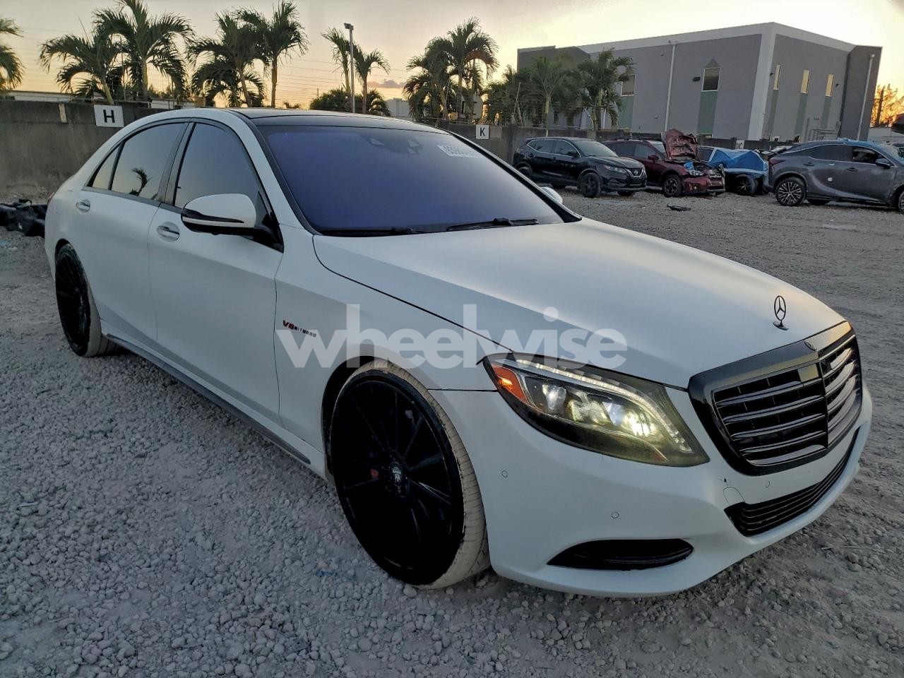 Photo 4 of 2015 MERCEDES-BENZ S 550 (VIN WDDUG8CBXFA096625)