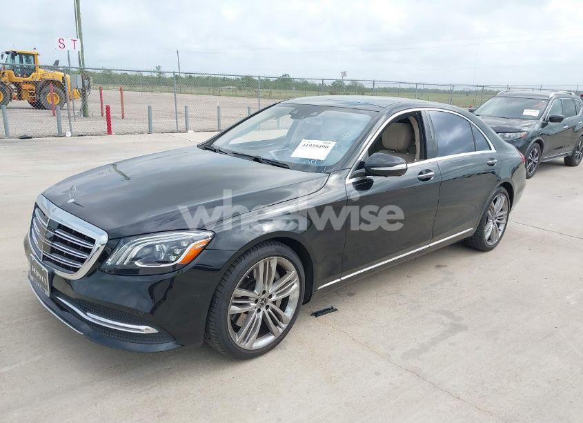Photo 2 of 2018 Mercedes-benz S 560 (VIN WDDUG8DB0JA389005)