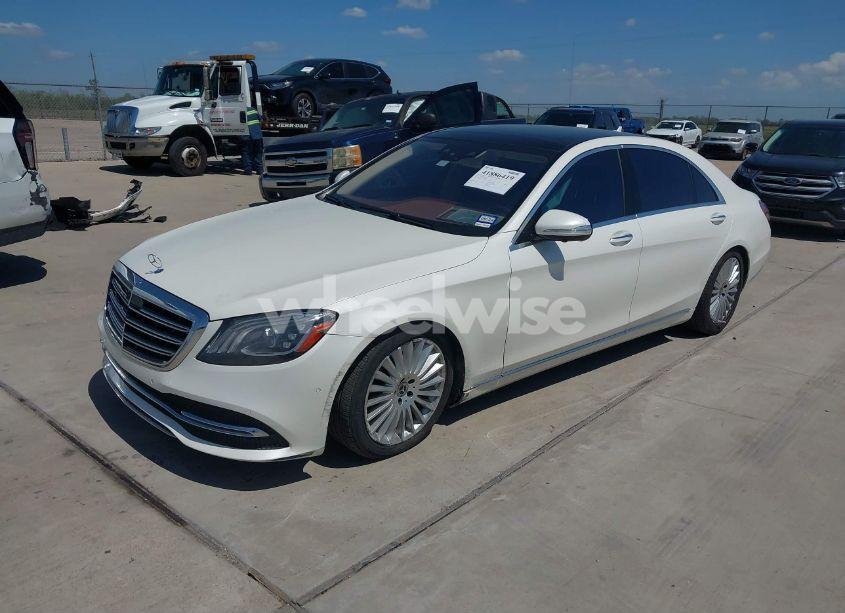 Photo 2 of 2018 Mercedes-benz S 560 (VIN WDDUG8DB1JA369202)