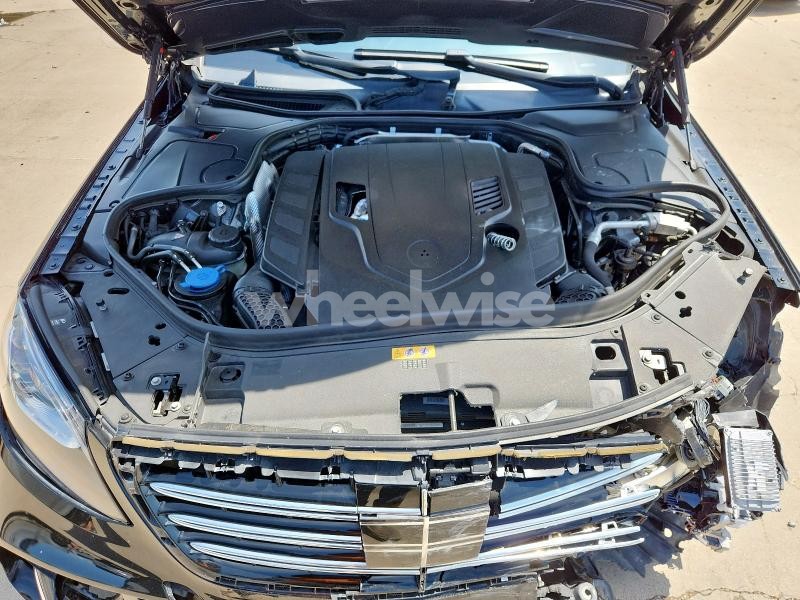 Photo 10 of 2018 MERCEDES-BENZ S 560 (VIN WDDUG8DB1JA413022)