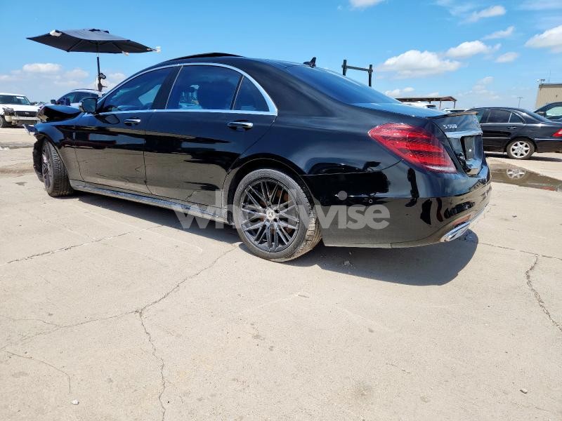 Photo 2 of 2018 MERCEDES-BENZ S 560 (VIN WDDUG8DB1JA413022)
