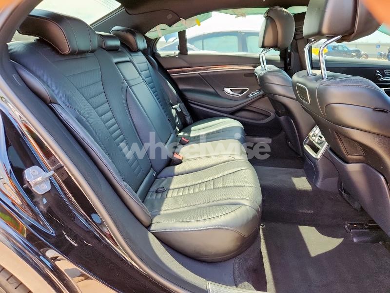 Photo 4 of 2018 MERCEDES-BENZ S 560 (VIN WDDUG8DB1JA413022)