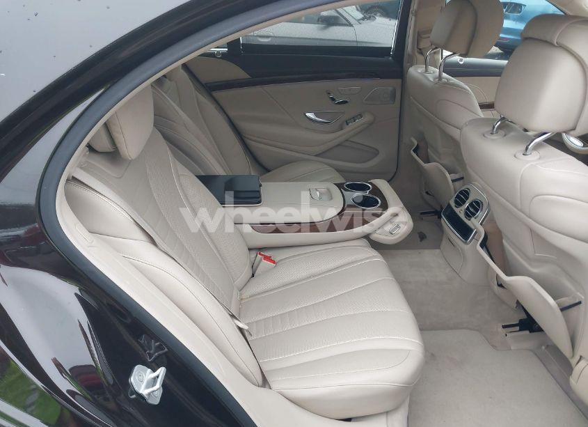 Photo 8 of 2015 Mercedes-benz S 550 4MATIC (VIN WDDUG8FBXFA123544)