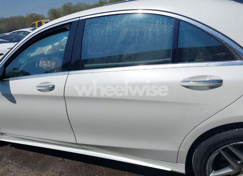 Photo 14 of 2020 Mercedes-benz S 560 4MATIC (VIN WDDUG8GB1LA517024)