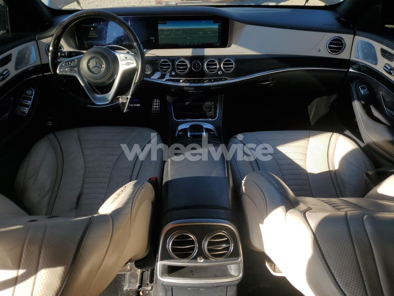 Photo 8 of 2018 MERCEDES-BENZ S 560 4MATIC (VIN WDDUG8GB6JA391594)