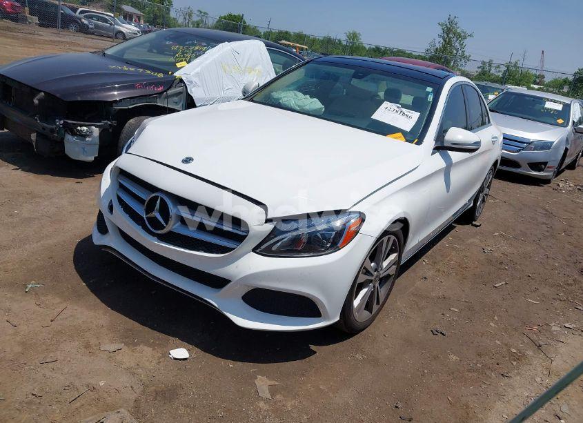 Photo 2 of 2018 Mercedes-benz C 300 (VIN WDDWF4JB1JR420773)