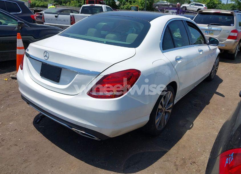 Photo 4 of 2018 Mercedes-benz C 300 (VIN WDDWF4JB1JR420773)