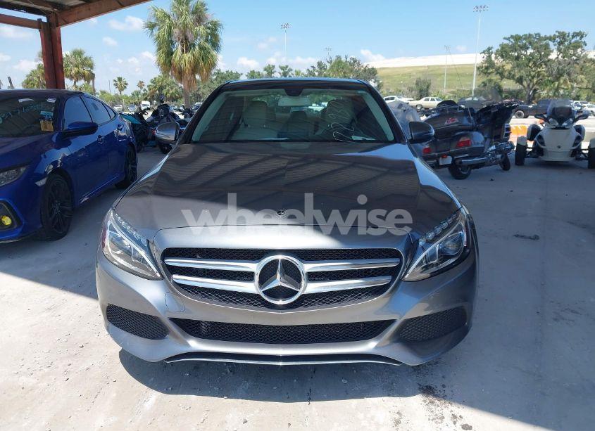 Photo 12 of 2018 Mercedes-benz C 300 (VIN WDDWF4JB2JR406610)