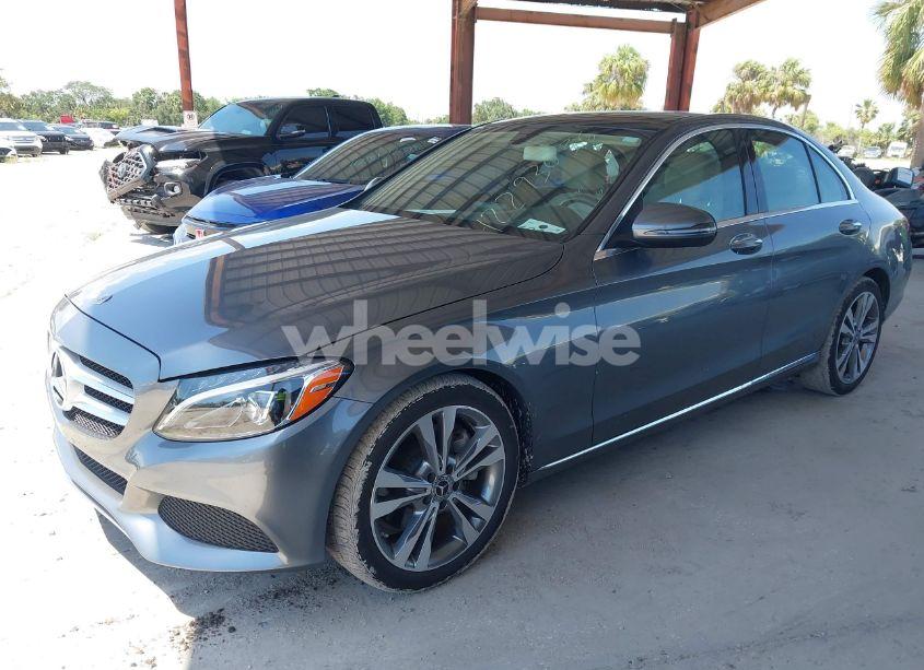 Photo 2 of 2018 Mercedes-benz C 300 (VIN WDDWF4JB2JR406610)