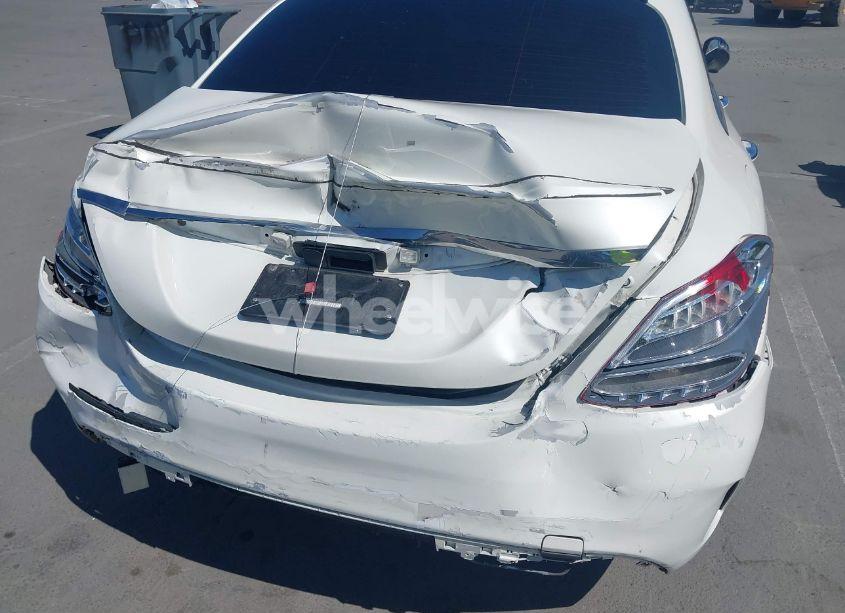 Photo 18 of 2018 Mercedes-benz C 300 (VIN WDDWF4JB4JR410772)