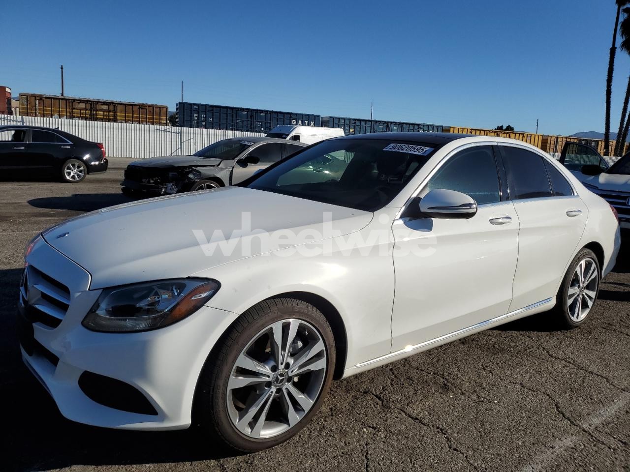2018 MERCEDES-BENZ C 300 (VIN WDDWF4JB5JR413387) main photo