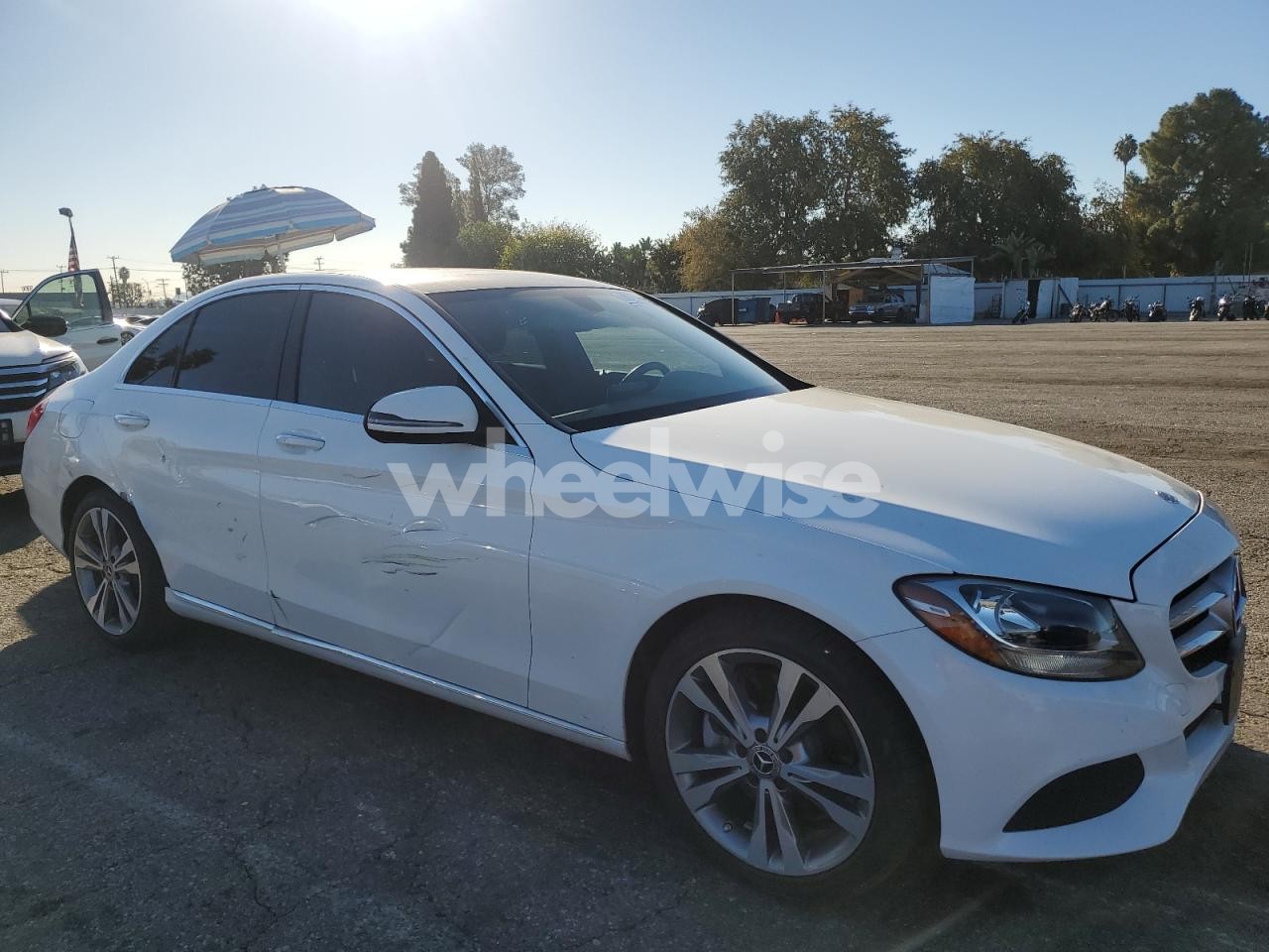 Photo 4 of 2018 MERCEDES-BENZ C 300 (VIN WDDWF4JB5JR413387)