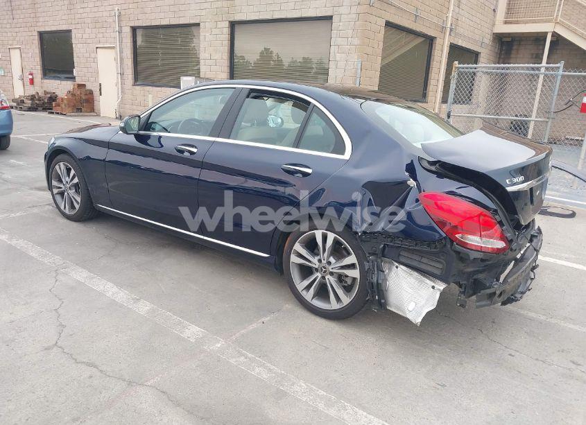 Photo 3 of 2018 Mercedes-benz C 300 (VIN WDDWF4JB5JR416368)