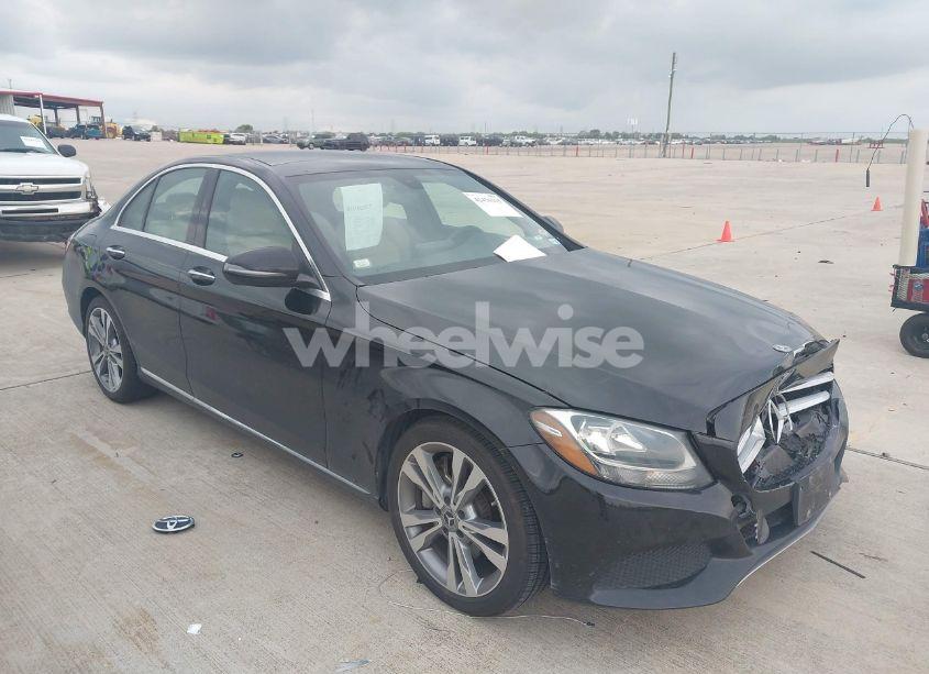 2018 Mercedes-benz C 300 (VIN WDDWF4JB6JR332530) main photo