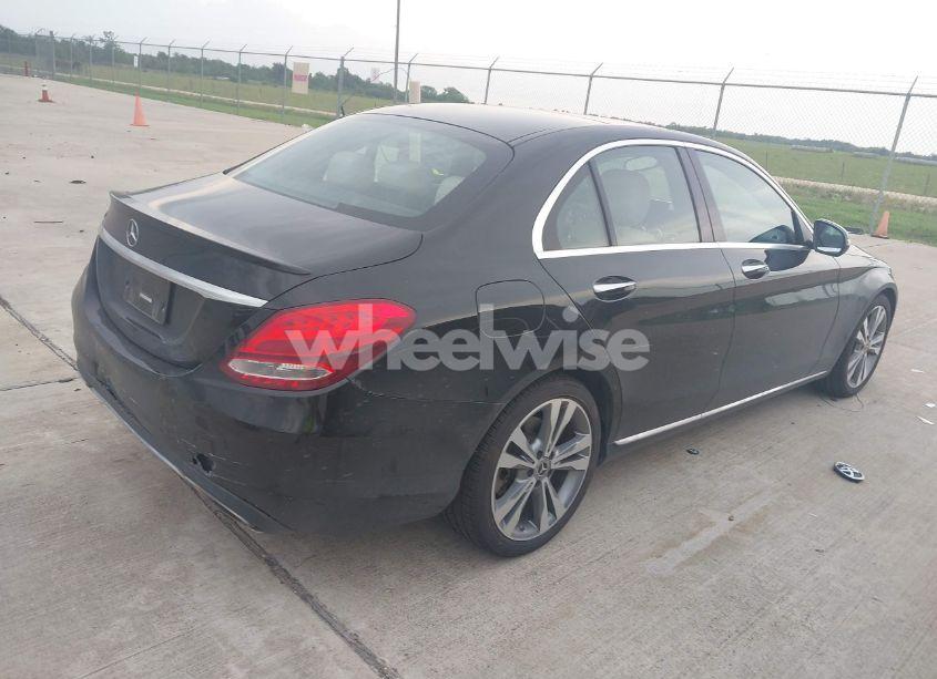 Photo 4 of 2018 Mercedes-benz C 300 (VIN WDDWF4JB6JR332530)