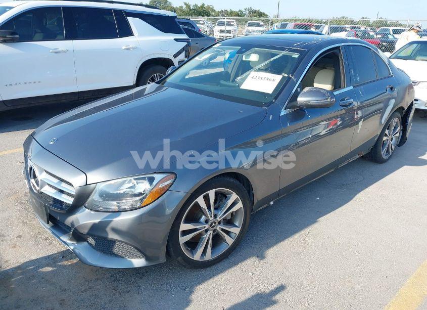 Photo 2 of 2018 Mercedes-benz C 300 (VIN WDDWF4JB7JR310553)