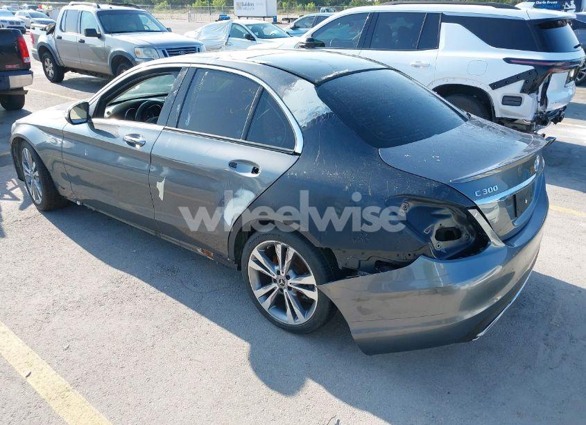 Photo 3 of 2018 Mercedes-benz C 300 (VIN WDDWF4JB7JR310553)