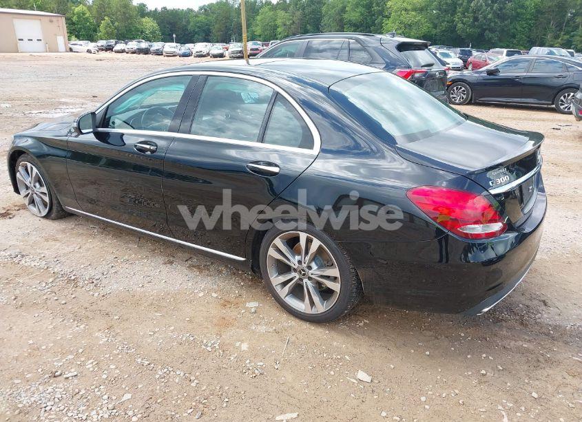 Photo 3 of 2018 Mercedes-benz C 300 (VIN WDDWF4JB9JR315267)