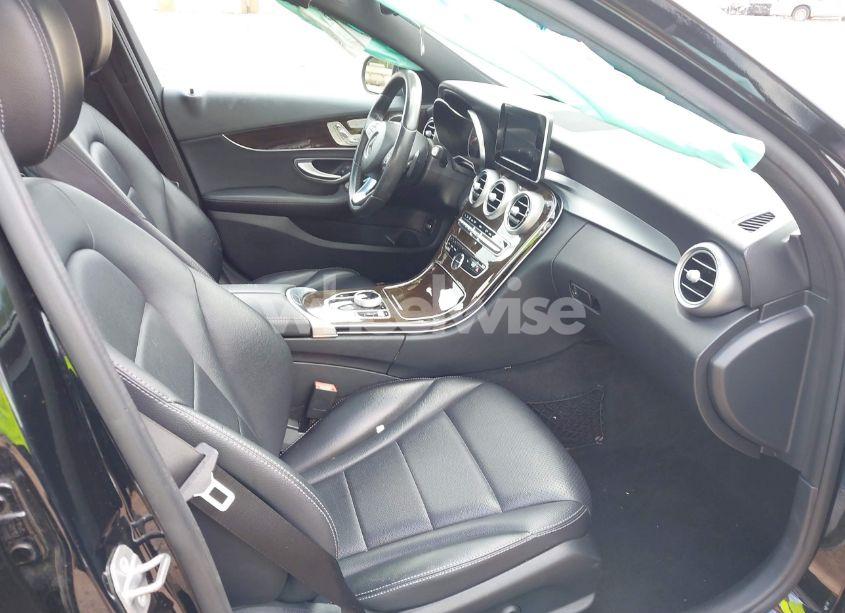 Photo 5 of 2018 Mercedes-benz C 300 (VIN WDDWF4JB9JR315267)